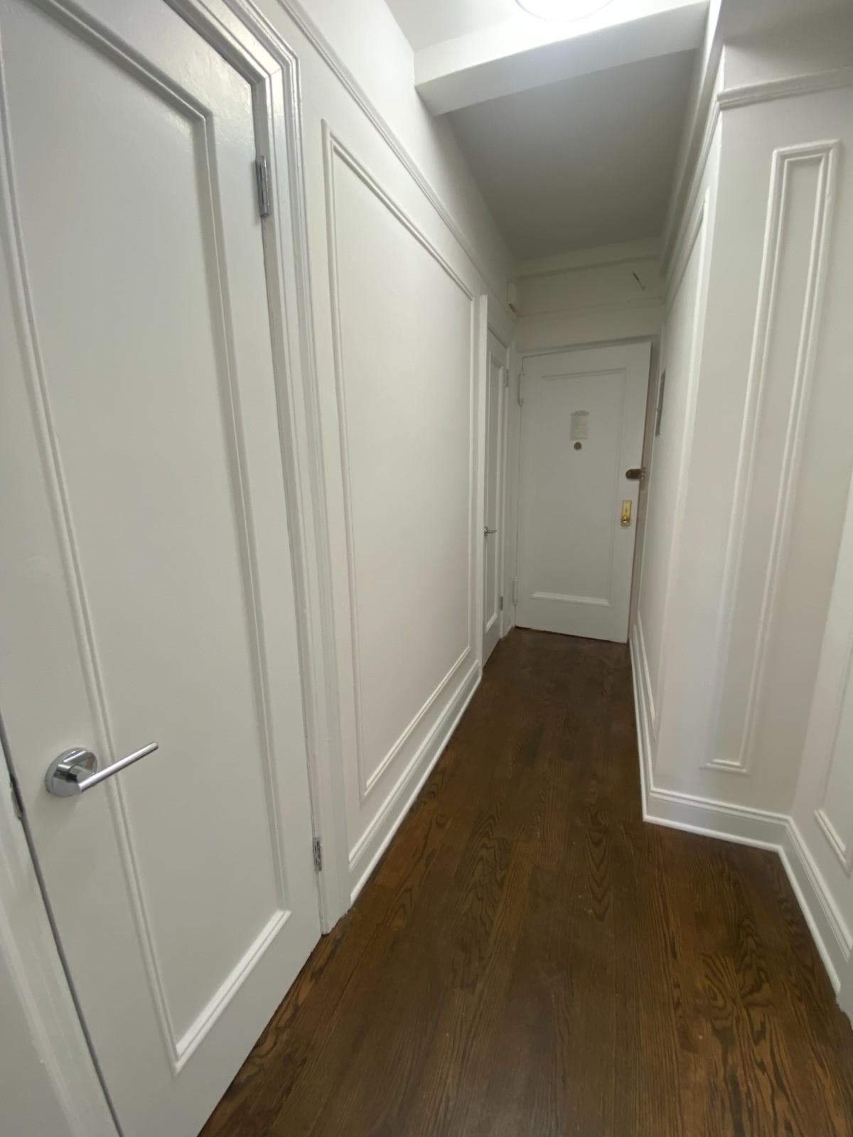 1 bed apartment at 25 West 68th Street, Unit 8H, Upper West Side, photo 5 of 5
