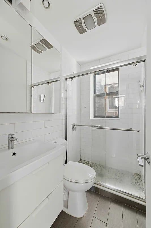 3 bed apartment at 346 East 120th Street, Unit 3B, Harlem, photo 7 of 8