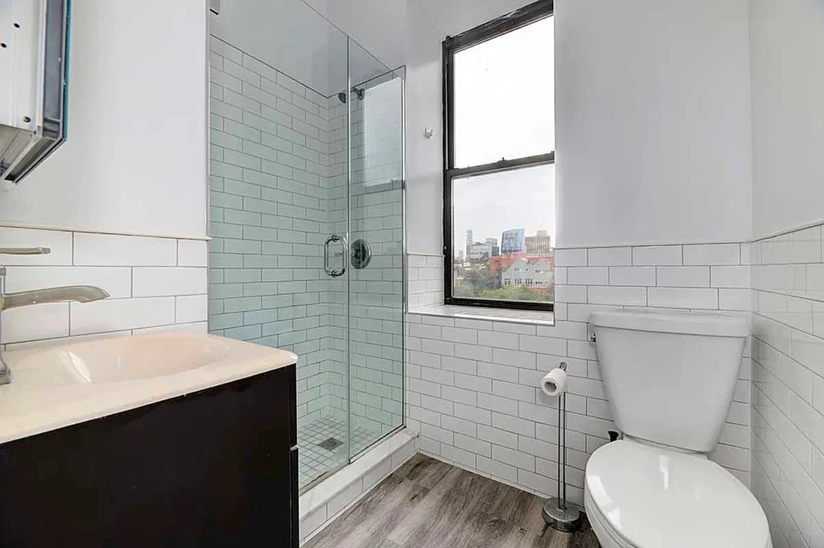 4 bed apartment at 198 Rivington Street, Unit 4B, Lower East Side, photo 7 of 11