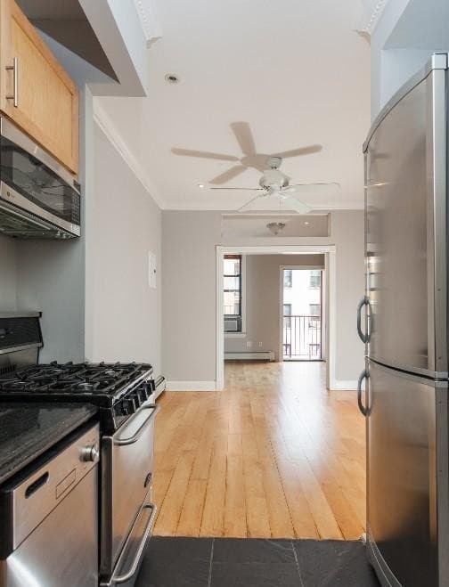 1 bed apartment at 42 Avenue B, Unit 5, East Village, photo 5 of 8