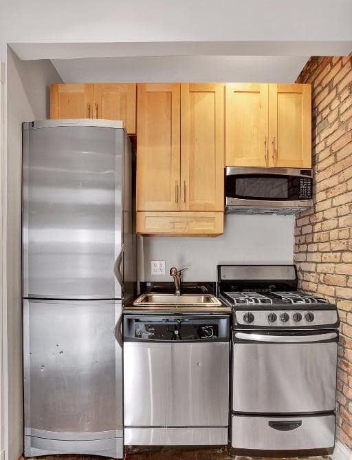 1 bed apartment at 521 East 5th Street, Unit 3A, East Village, photo 3 of 5