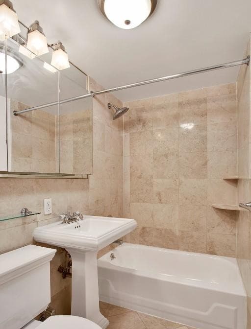 1 bed apartment at 521 East 5th Street, Unit 3A, East Village, photo 4 of 5