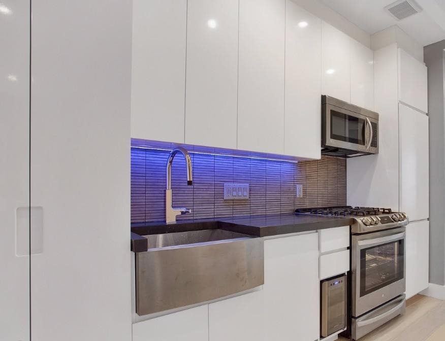 2 bed apartment at 195 Stanton Street, Unit 3F, Lower East Side, photo 6 of 9