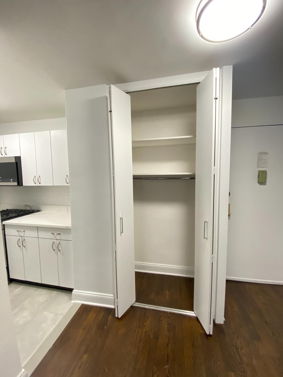 Studio apartment at 96 Fifth Avenue, Unit 5E, Union Square, photo 9 of 9