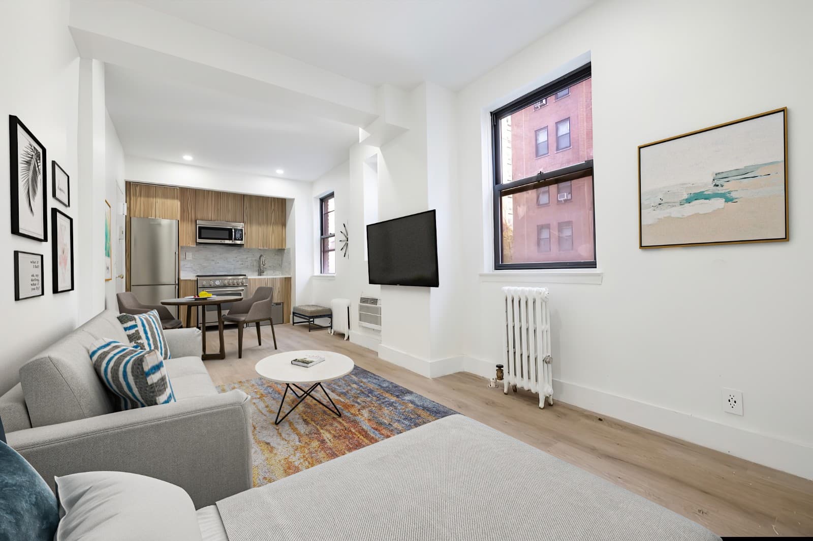 Studio apartment at 138 East 38th Street, Unit 12D, Murray Hill, photo 1 of 9