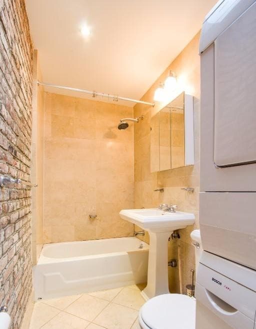 95 Perry Street, photo 4