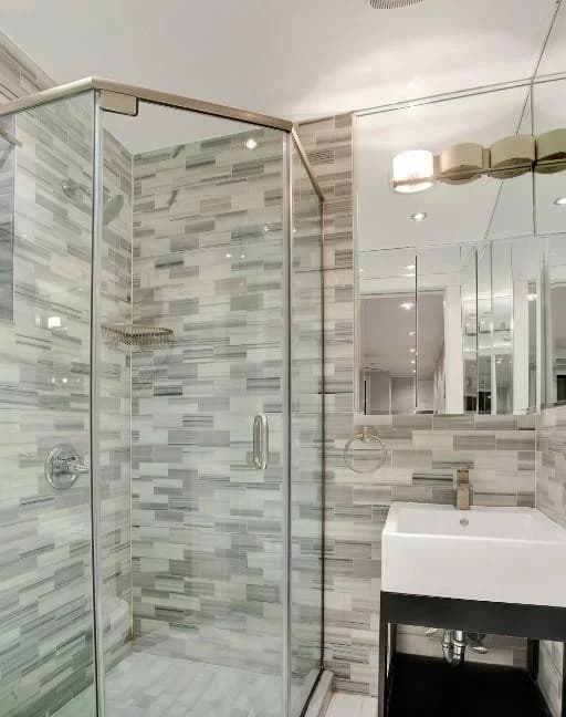 3 bed apartment at 436 West 52nd Street, Unit 7C, Hell's Kitchen, photo 8 of 9