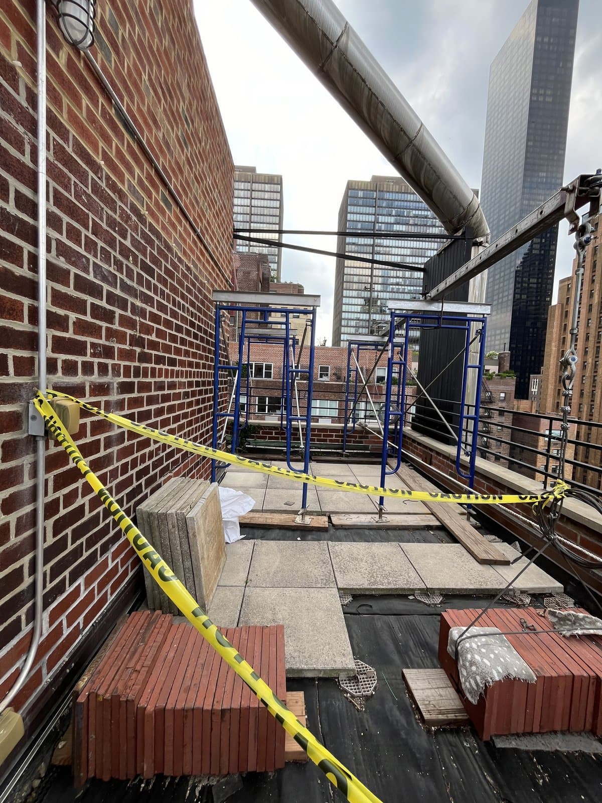 20 Beekman PL, photo 3