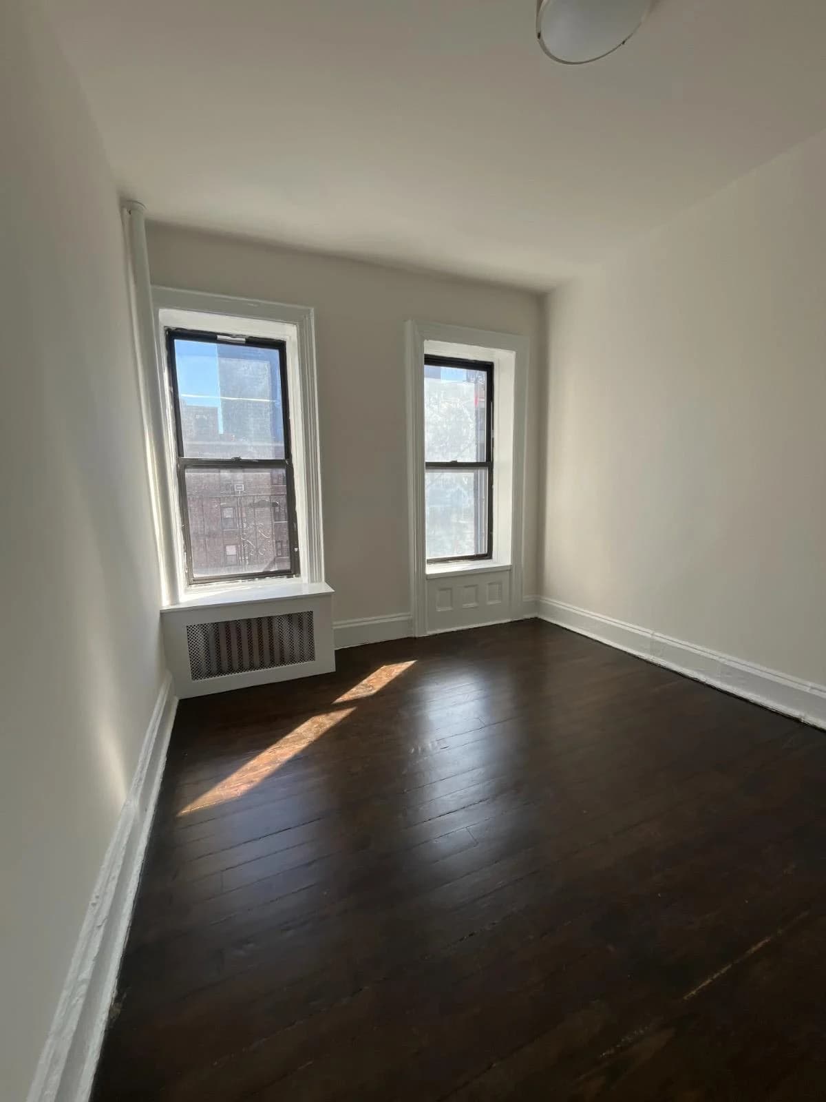 1427 York Ave, photo 5