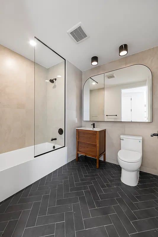 1 bed apartment at 953 Dean Street, Unit 16, Crown Heights, photo 4 of 9