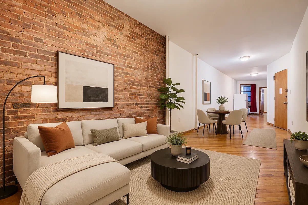 858 Tenth Avenue, photo 3