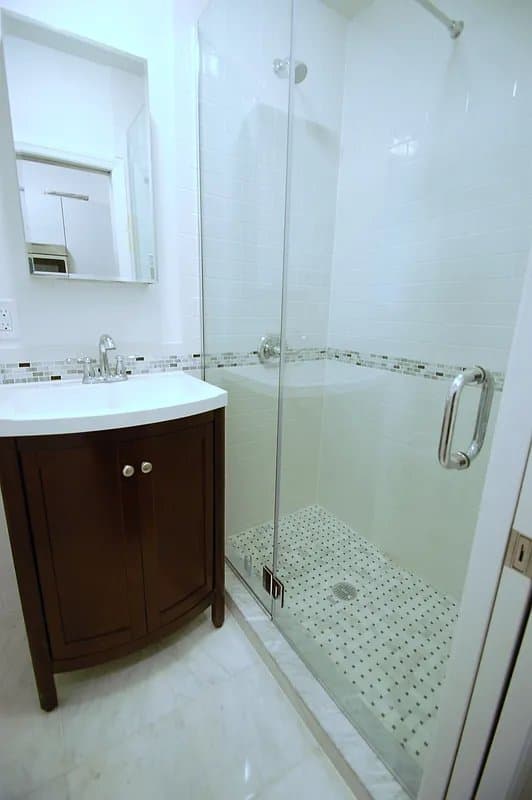 1 bed apartment at 250 Broome Street, Unit 1A, Lower East Side, photo 4 of 4