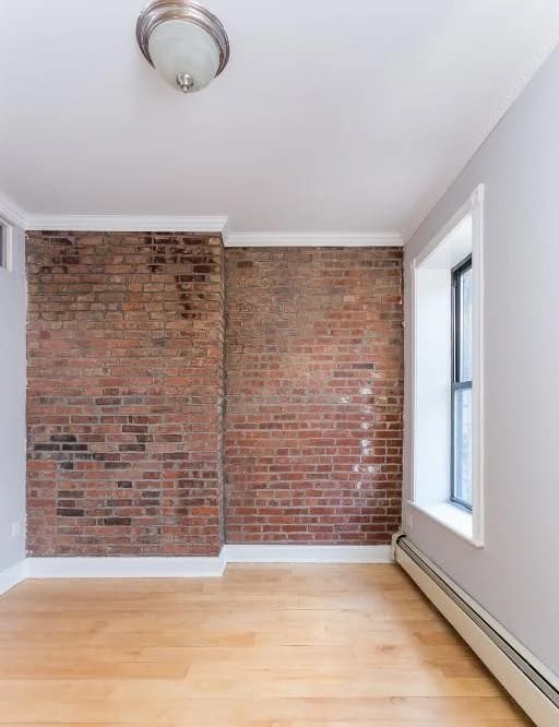 42 Avenue B, photo 2