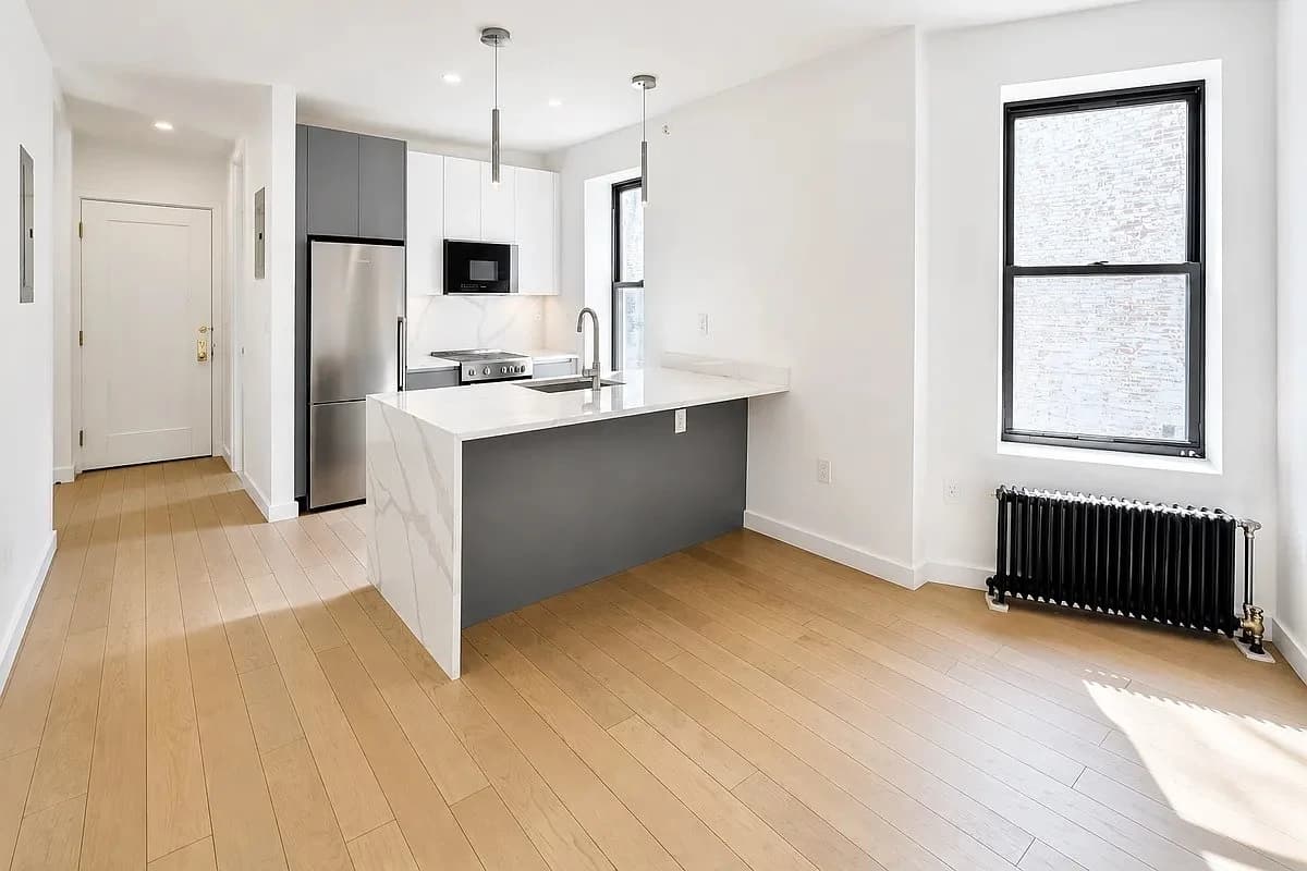 2 bed apartment at 19 Wyckoff Street, Unit 23, Cobble Hill, photo 4 of 7