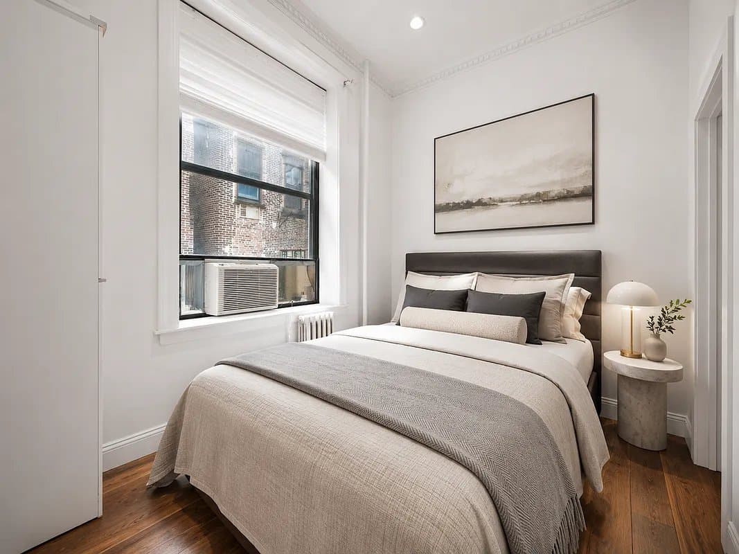 2 bed apartment at 102 Christopher Street, Unit 4F, West Village, photo 2 of 4