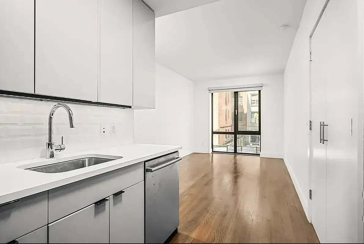 1 bed apartment at 155 Attorney Street, Unit 6D, Lower East Side, photo 3 of 10