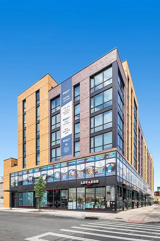 1 bed apartment at 91-09 Roosevelt Avenue, Unit 731, Jackson Heights, photo 12 of 12