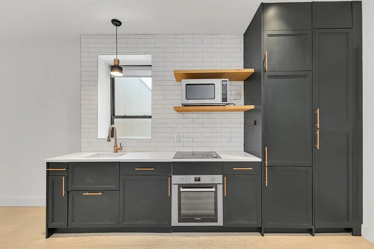 4 bed apartment at 245 Eldridge Street, Unit 2R, Lower East Side, photo 2 of 12
