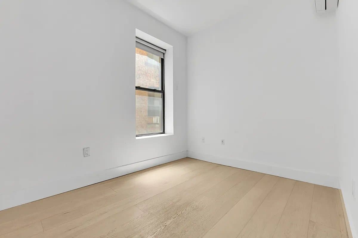 4 bed apartment at 245 Eldridge Street, Unit 2R, Lower East Side, photo 6 of 12