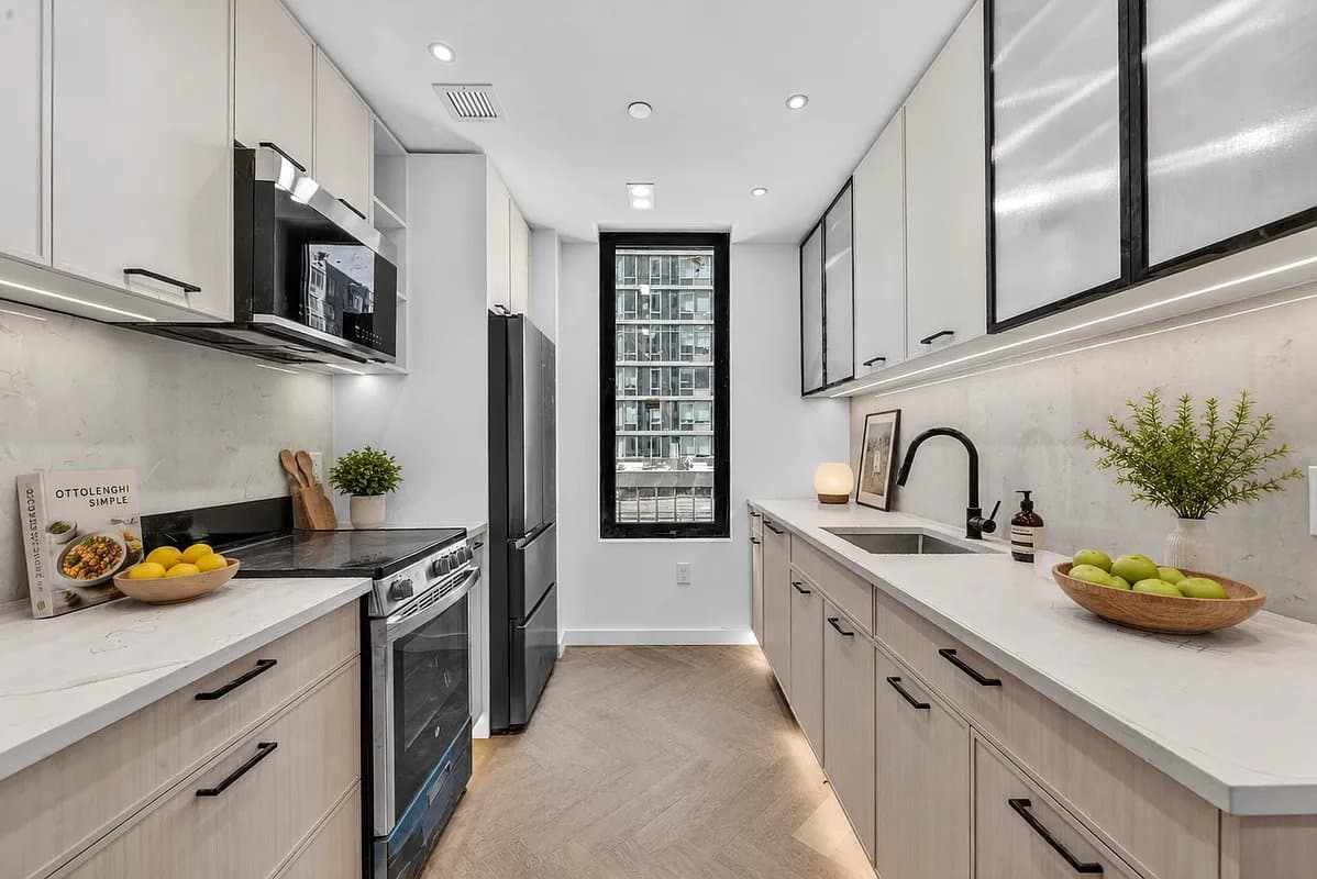 2 bed apartment at 104 Fleet Place, Unit 21A, Downtown Brooklyn, photo 3 of 28