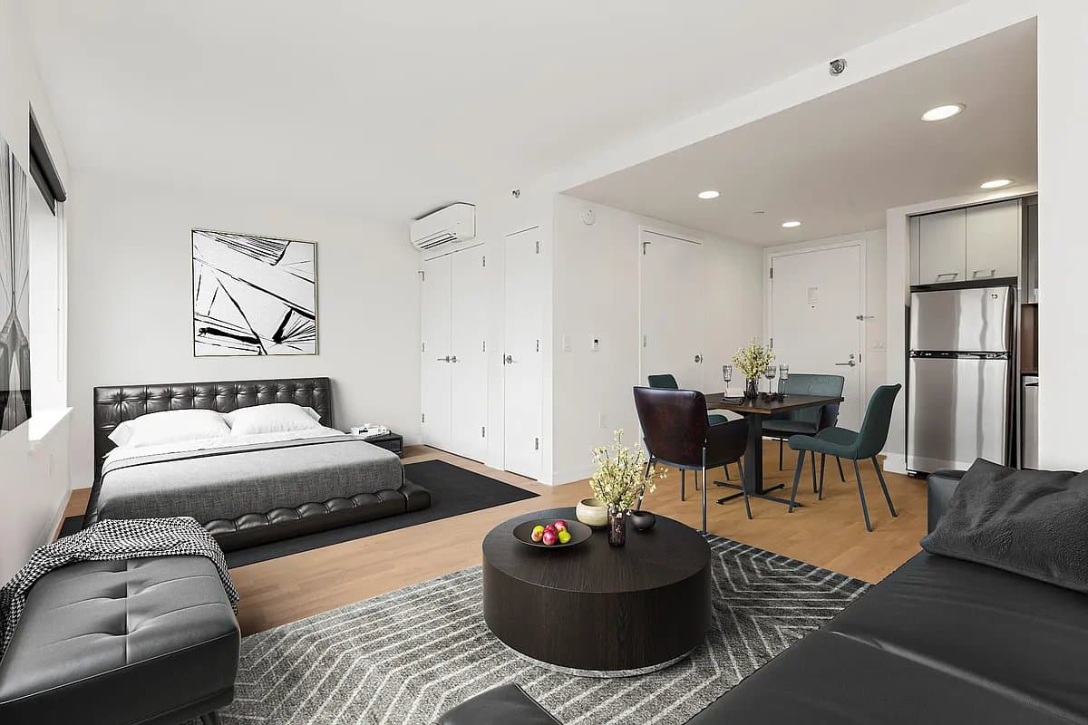 Studio apartment at 31-57 31st Street, Unit 602, Astoria, photo 3 of 6
