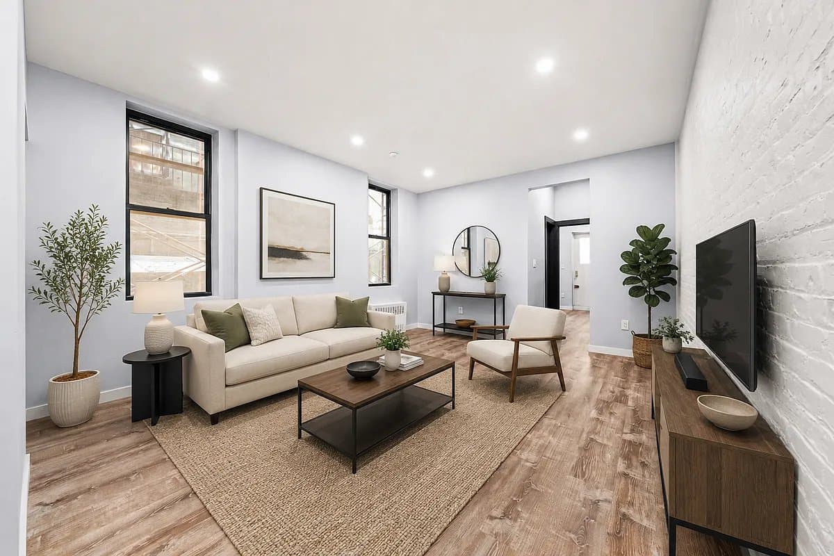 1 bed apartment at 453 West 48th Street, Unit 4B, Hell's Kitchen, photo 1 of 4