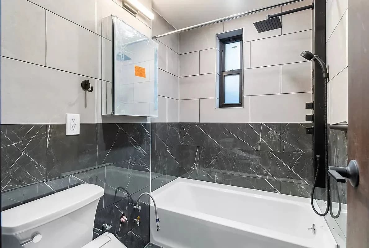 1 bed apartment at 453 West 48th Street, Unit 4B, Hell's Kitchen, photo 4 of 4