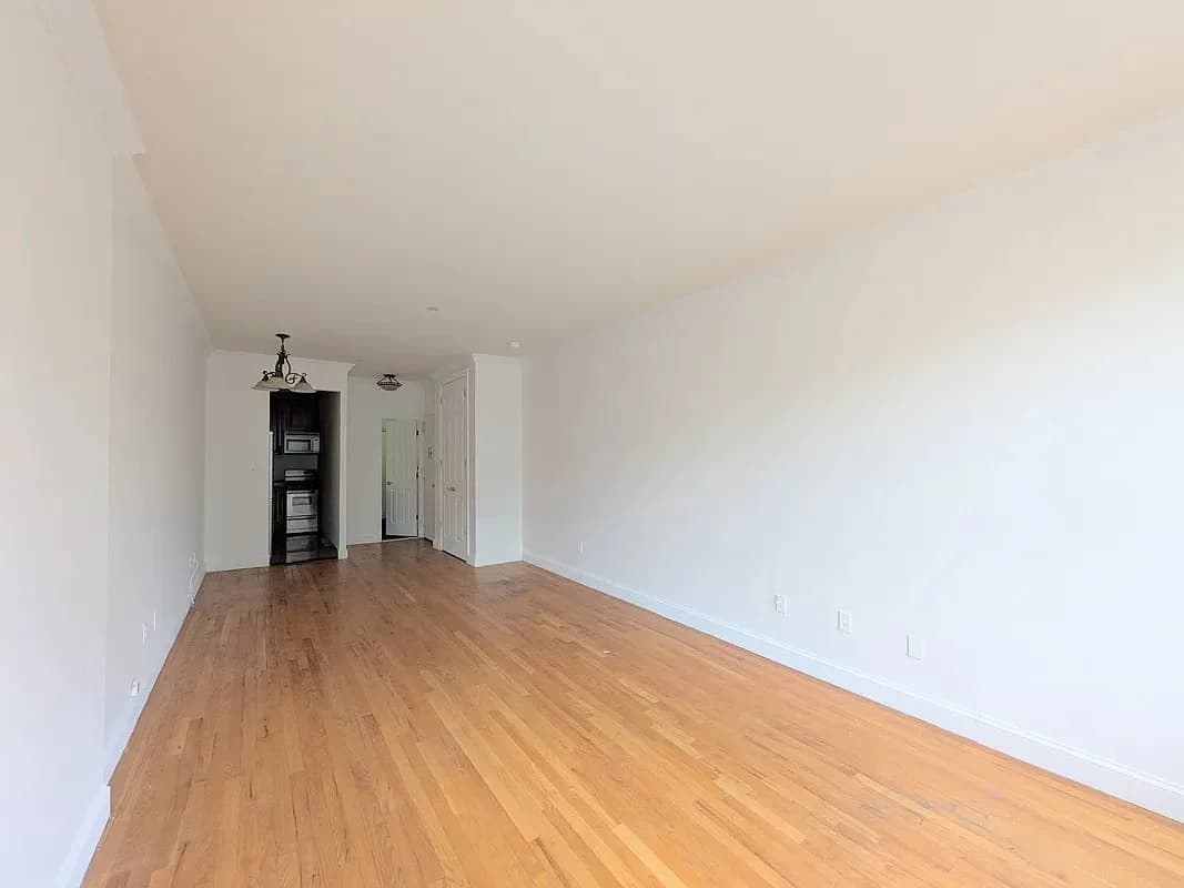 2294 Frederick Douglas Boulevard, photo 2