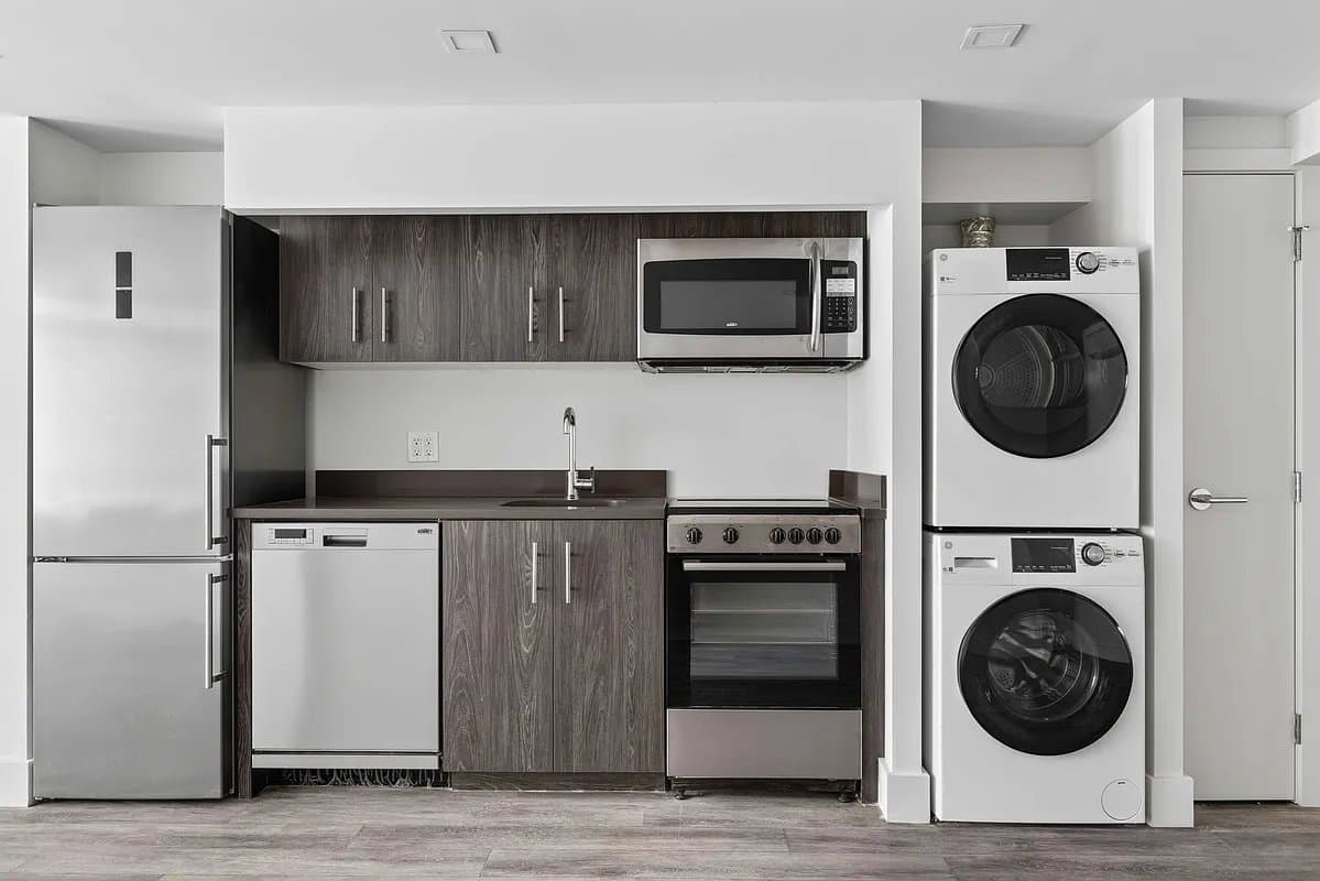 1 bed apartment at 165 Ludlow Street, Unit GE, Lower East Side, photo 5 of 9