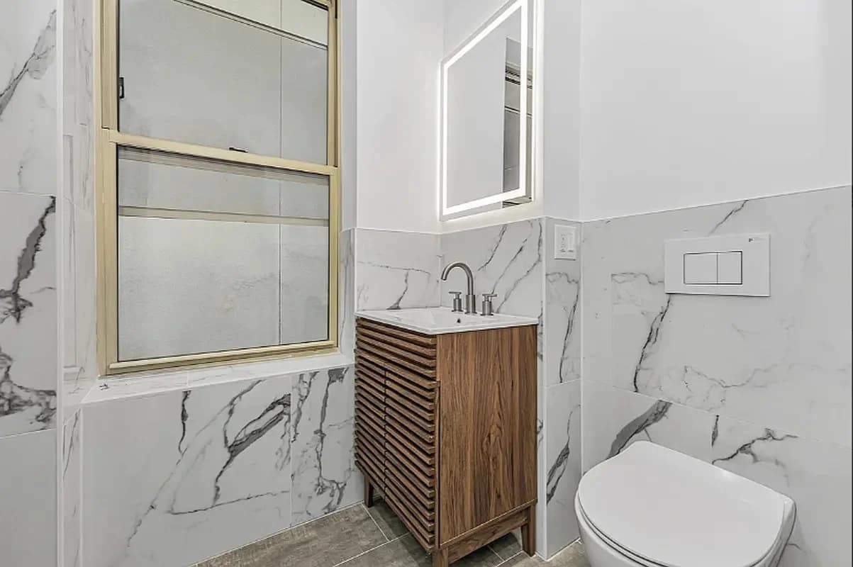 1 bed apartment at 246 East 53rd Street, Unit 3A, Midtown East, photo 5 of 5