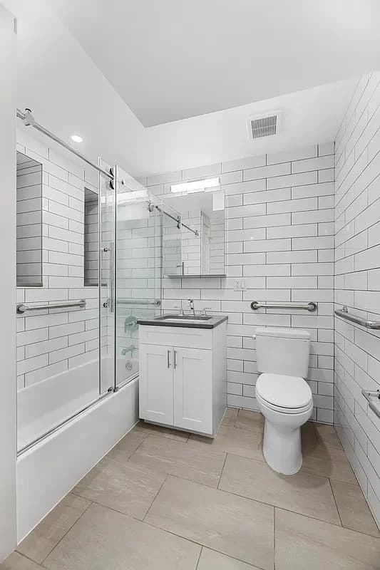 153 East 26th Street, photo 4
