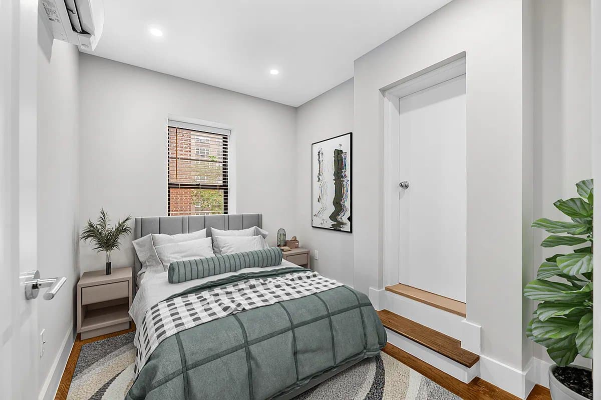 153 East 26th Street, photo 5