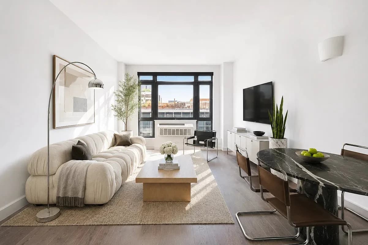 2 bed apartment at 181 Front Street, Unit 9M, Dumbo, photo 2 of 22