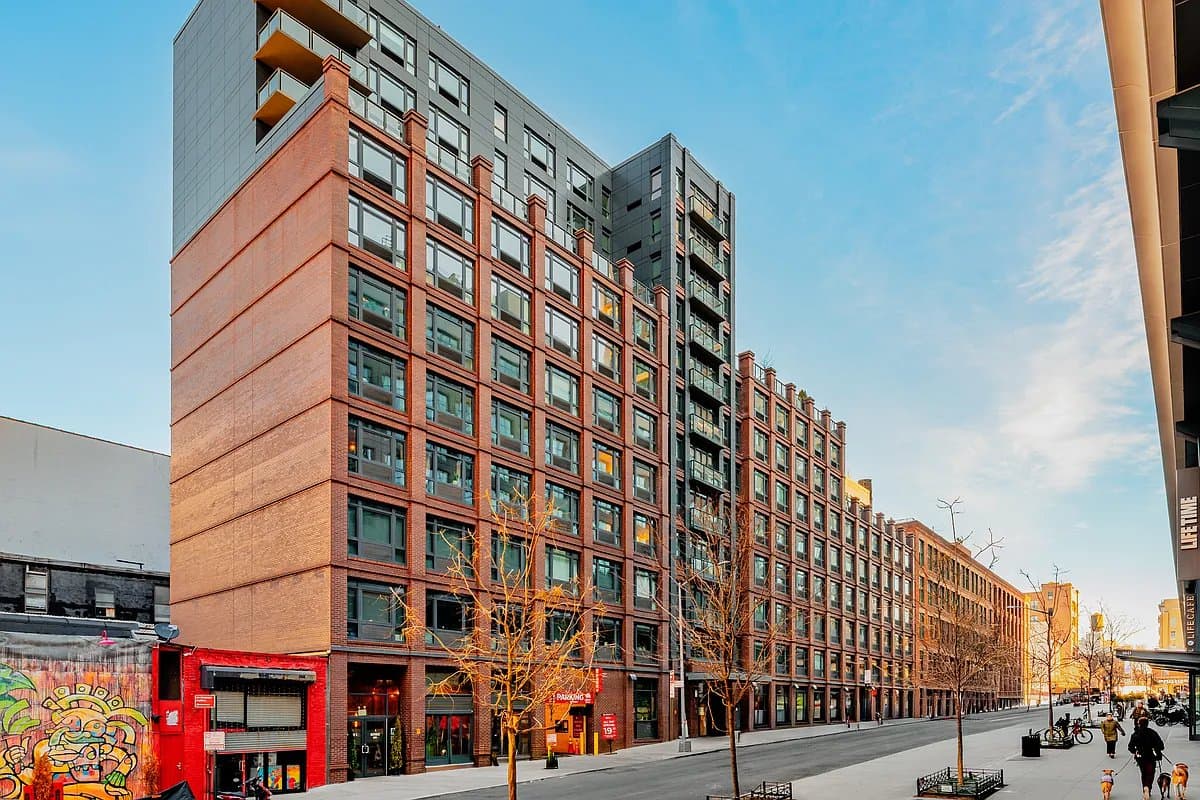 2 bed apartment at 181 Front Street, Unit 9M, Dumbo, photo 16 of 22