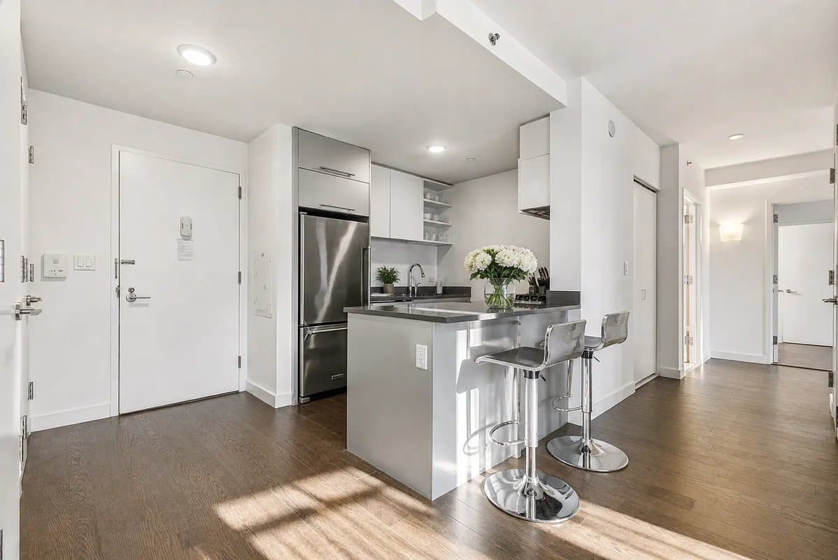 2 bed apartment at 181 Front Street, Unit 9M, Dumbo, photo 4 of 22
