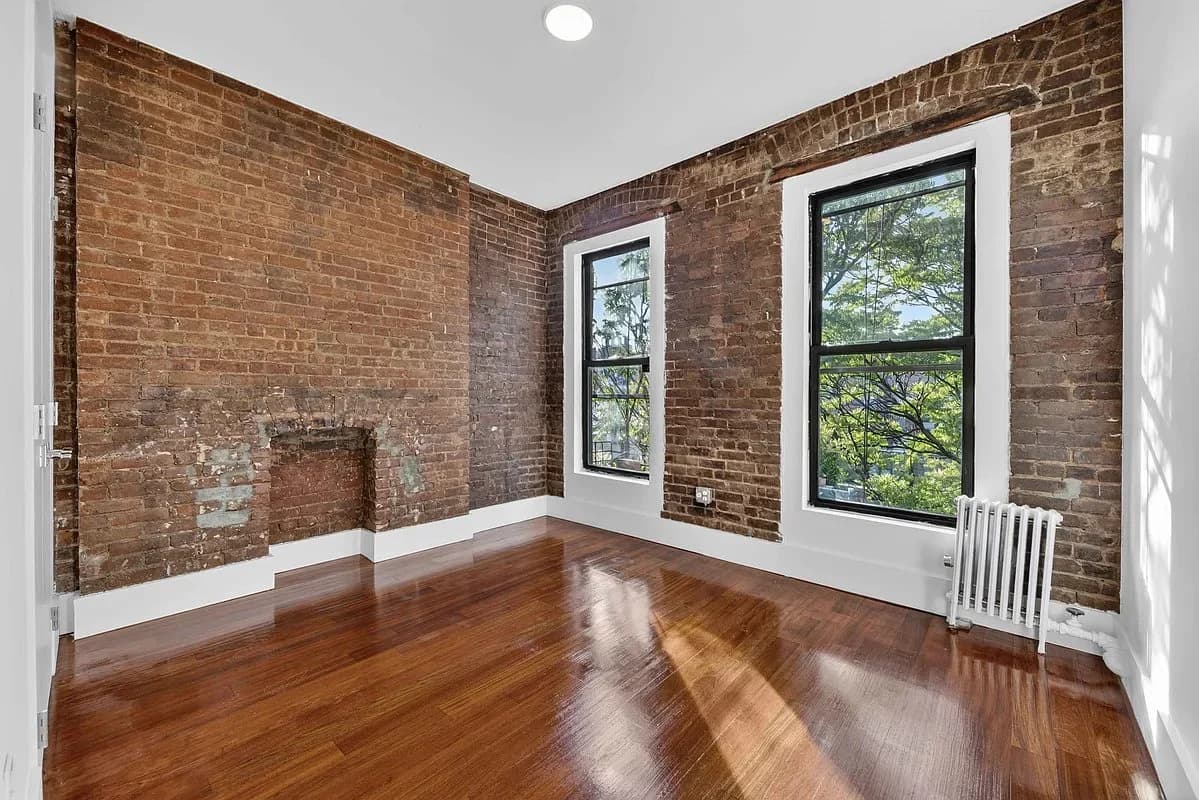 2 bed apartment at 7 Carmine St, Unit 18, West Village, photo 4 of 10