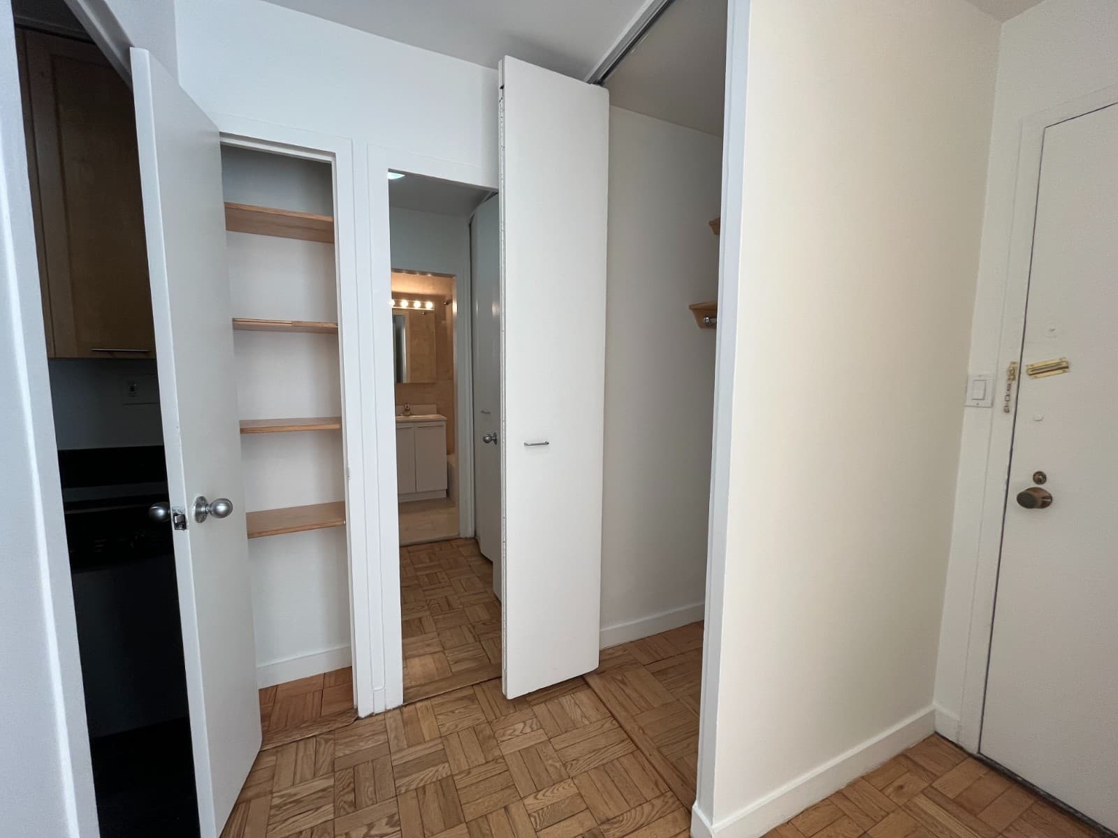 Studio apartment at 145 Fourth Avenue, Unit 7M, East Village, photo 4 of 5