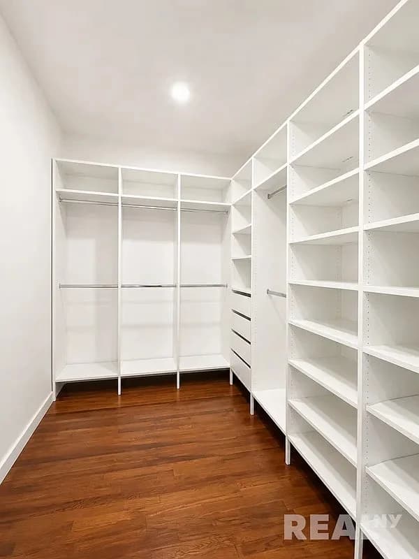 3 bed apartment at 20 Terrace Place, Unit PHH, Windsor Terrace, photo 11 of 18