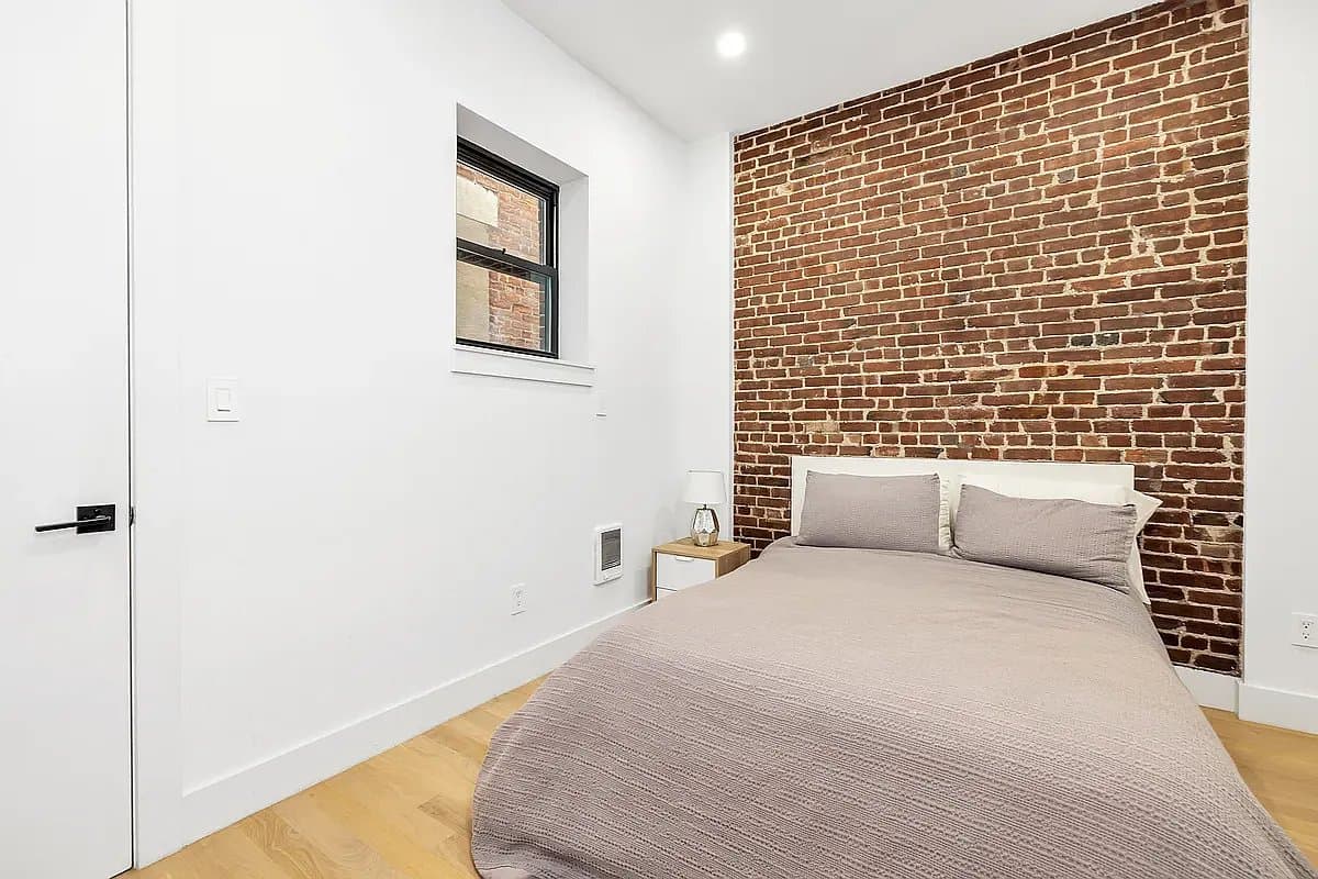 304 Columbus Avenue, photo 5
