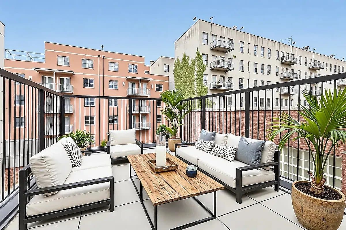 3 bed apartment at 175 South 4th Street, Unit 3, Williamsburg, photo 1 of 7