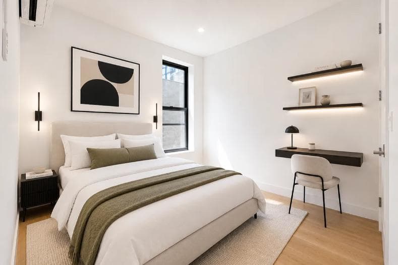 2 bed apartment at 207 Eighth Avenue, Unit 4R, Chelsea, photo 2 of 9