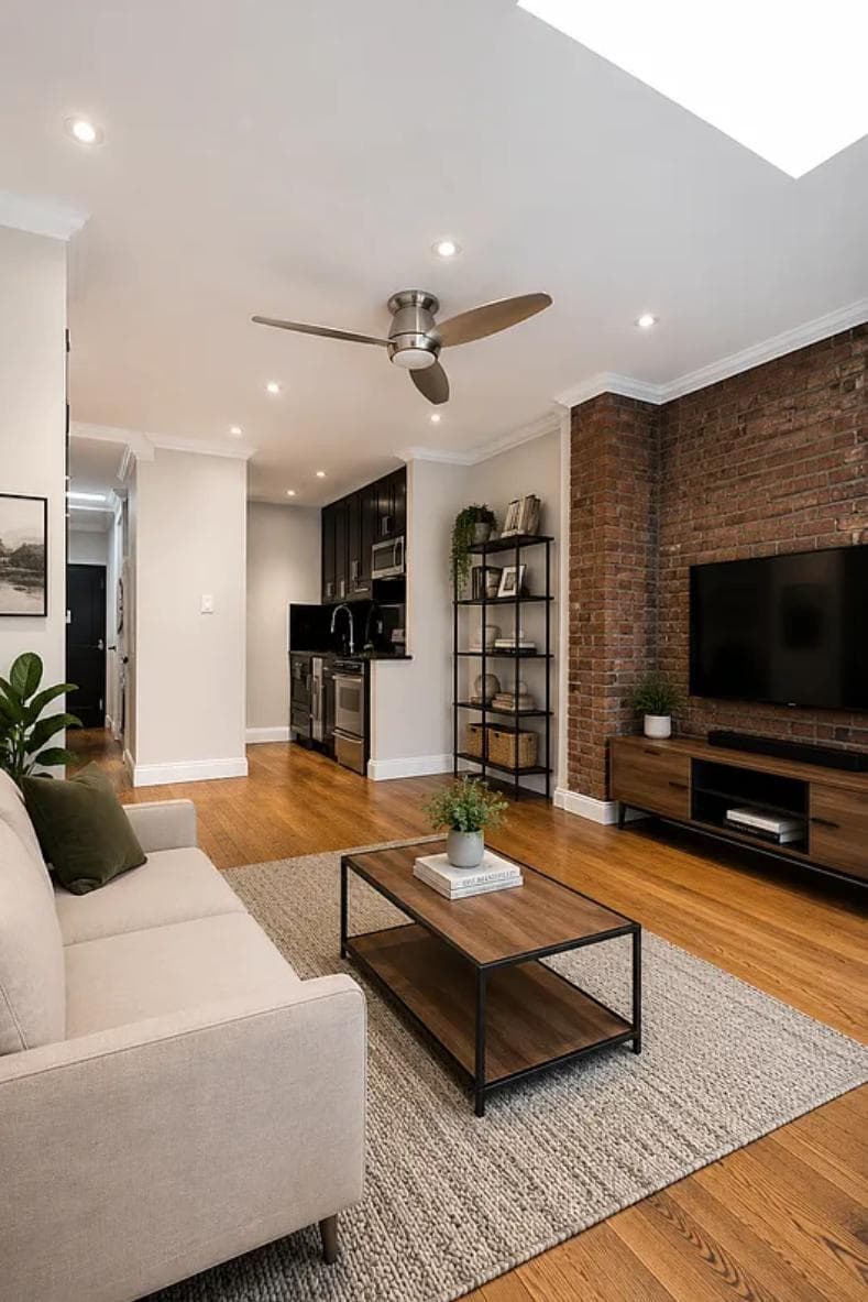 2 bed apartment at 438 West 52nd Street, Unit 2B, Hell's Kitchen, photo 2 of 7