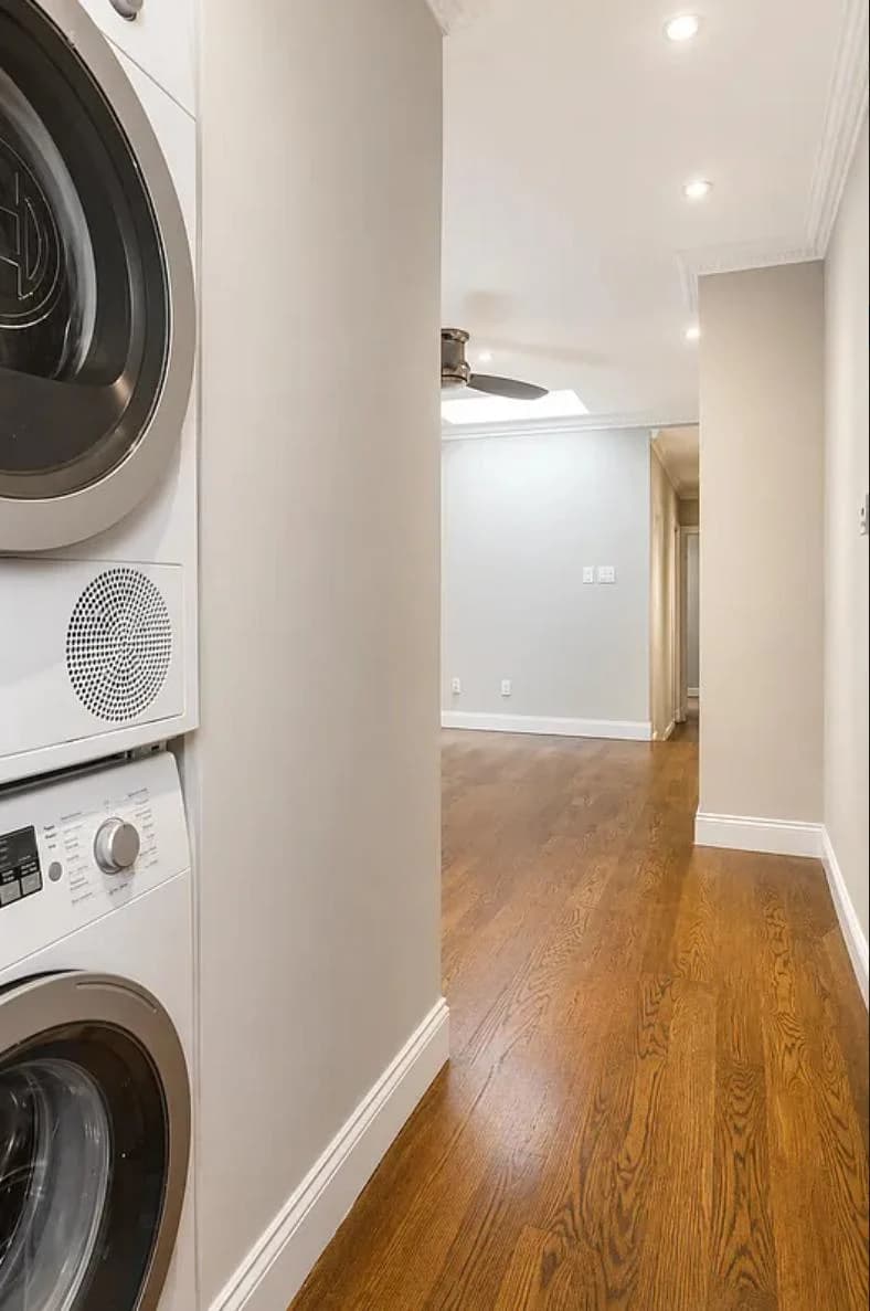 2 bed apartment at 438 West 52nd Street, Unit 2B, Hell's Kitchen, photo 5 of 7