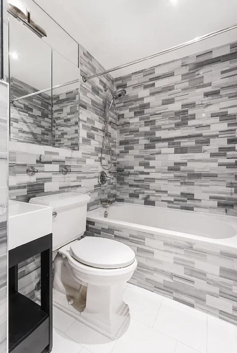 2 bed apartment at 438 West 52nd Street, Unit 2B, Hell's Kitchen, photo 6 of 7