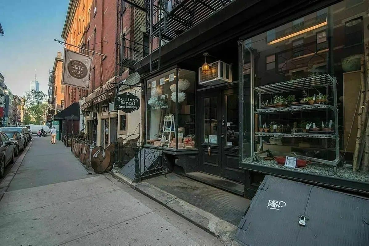 Studio apartment at 224 Sullivan Street, Unit B2, Greenwich Village, photo 5 of 6