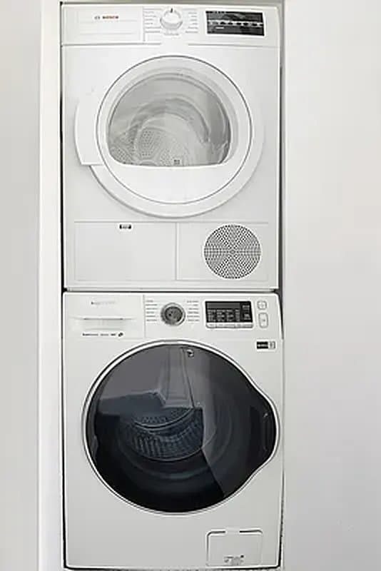 2 bed apartment at 566 Hudson St, Unit 1, West Village, photo 5 of 5