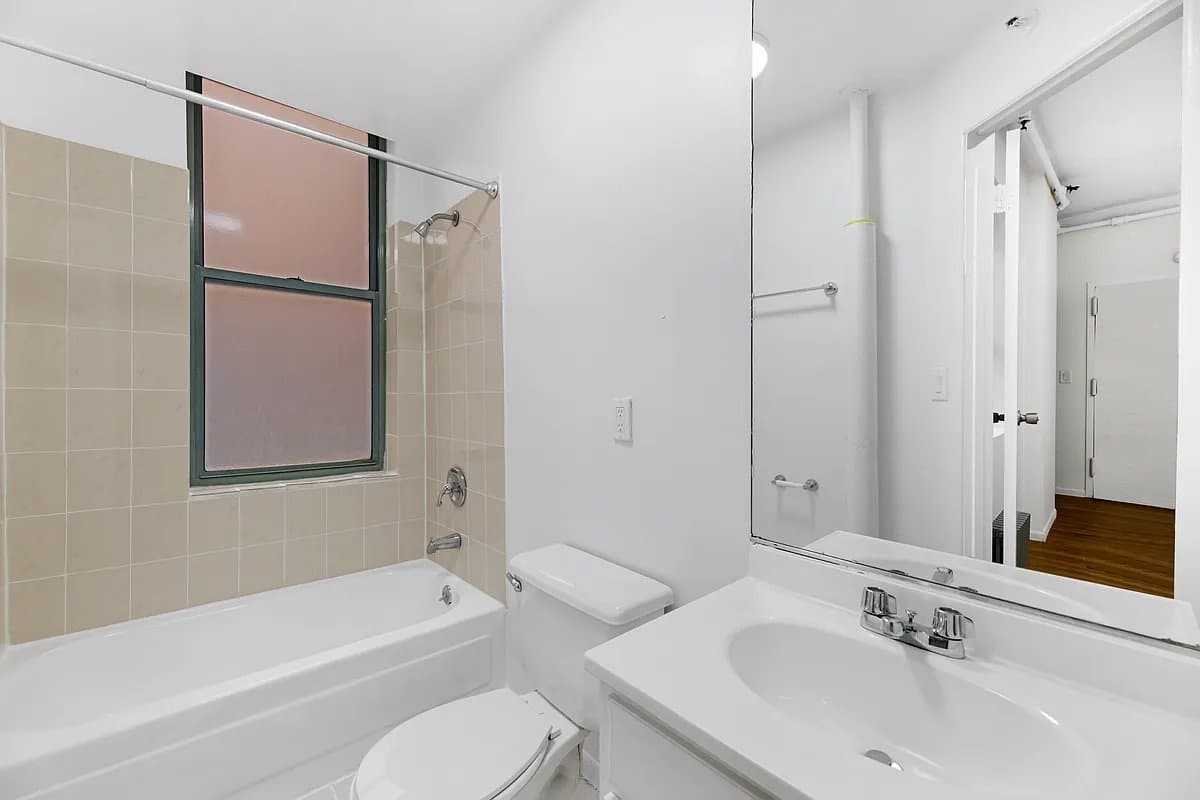 1 bed apartment at 235 West 63rd Street, Unit 1D, Upper West Side, photo 6 of 14
