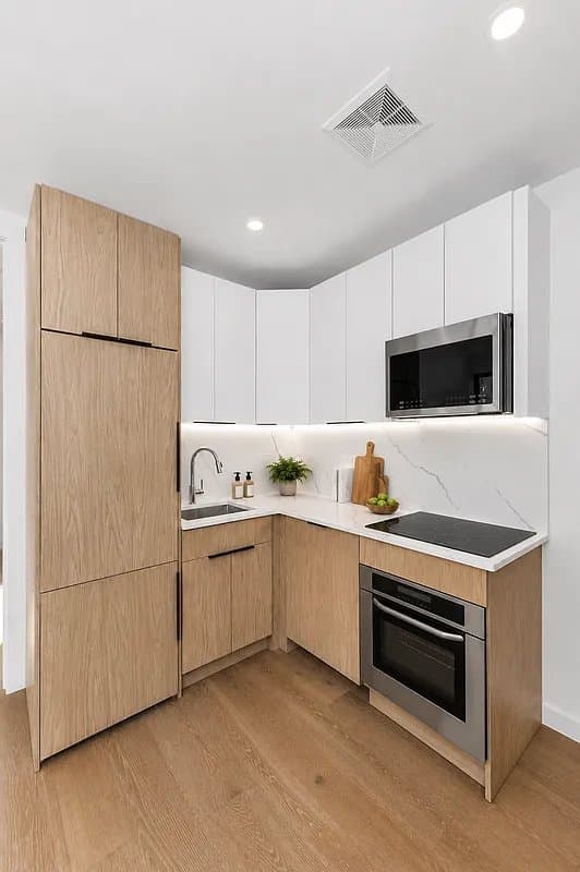 141 Second Avenue, photo 5