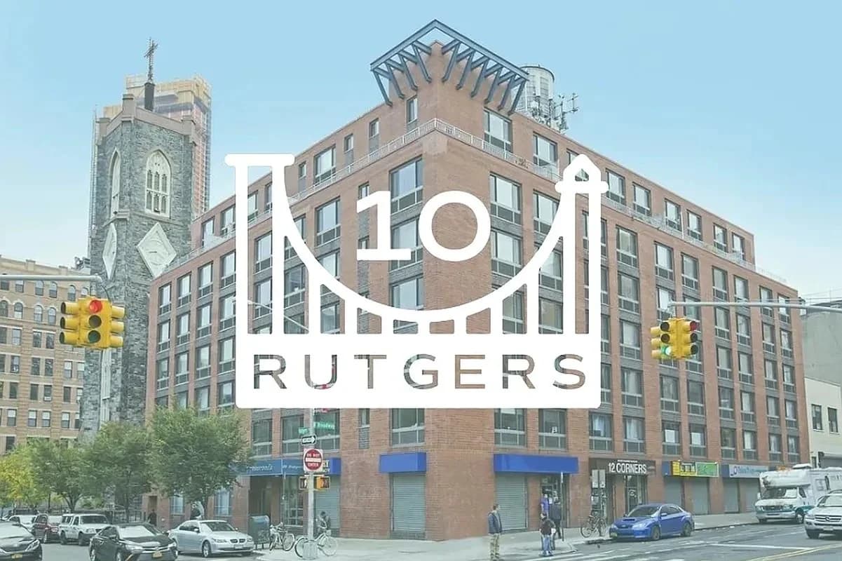 3 bed apartment at 10 Rutgers Street, Unit 1C, Chinatown, photo 16 of 17