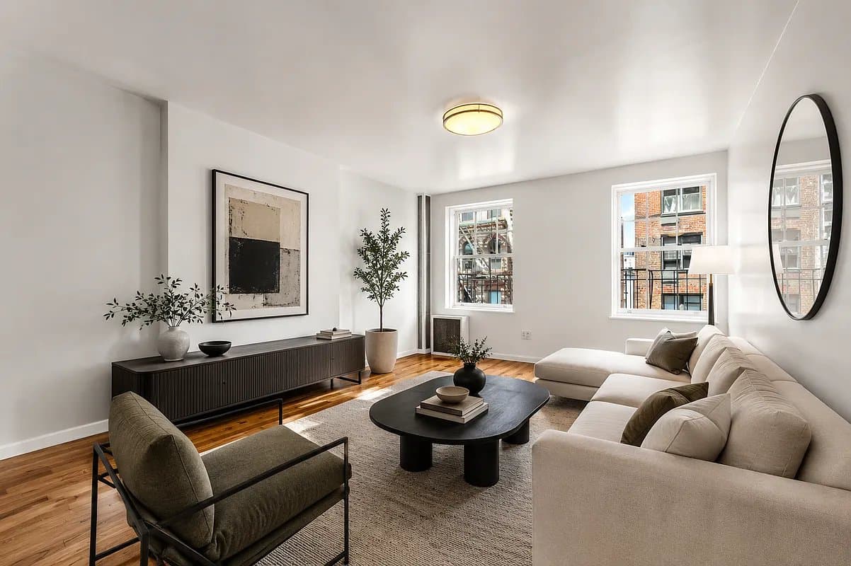 222 West 10th Street